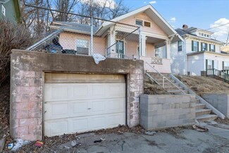422 S 1st St, Council Bluffs, IA 51503
