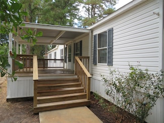 14179 Shadow Bay Dr, Willis, TX 77318