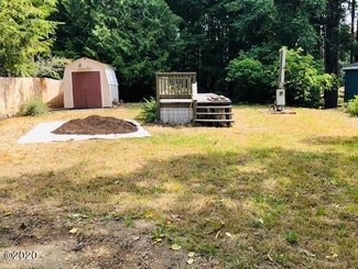 6540 Carolyn Ave, Lincoln Beach, OR 97388