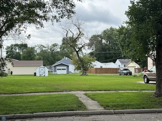 315 13th St N, Breckenridge, MN 56520