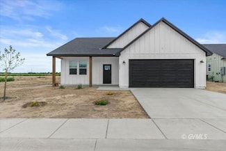 2901 Eagle Dr, Thatcher, AZ 85552