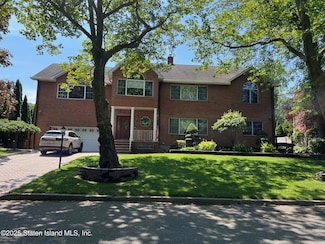 74 Longfellow Ave, Staten Island, NY 10301