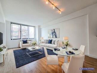 1735 York Ave Unit 17D, New York, NY 10128