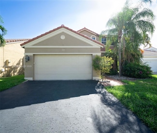 720 Falling Water Rd, Weston, FL 33326