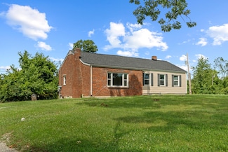 2 Skyview Dr, Frankfort, KY 40601