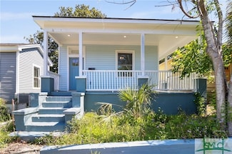 826 W Victory Dr, Savannah, GA 31405