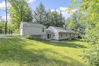 27 Mason Rd, Brookline, NH 03033