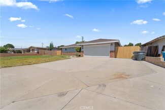 1161 Holly Ln, Calimesa, CA 92320