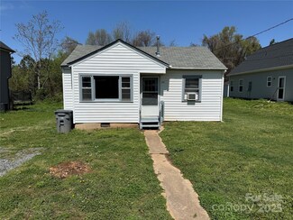 914 W Virginia Ave, Bessemer City, NC 28016