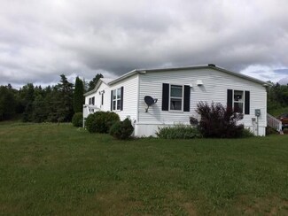 82 Harry's Way, Colebrook, NH 03576