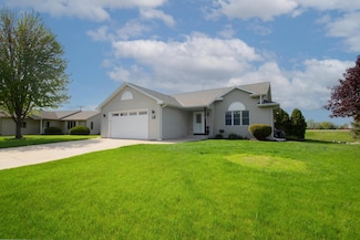 1348 Windsor Cir, Watertown, WI 53098