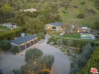 3270 Serra Rd, Malibu, CA 90265