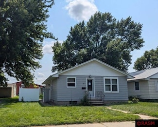 509 Summit St SE, Sleepy Eye, MN 56085