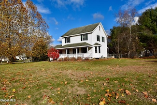 6 Kings Mills Rd, Gansevoort, NY 12831