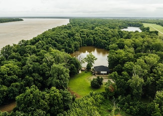 100 Janoush Landing, Rosedale, MS 38769