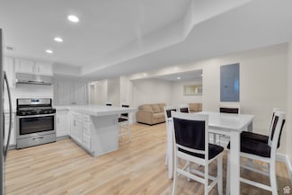 10454 Golden Willow Dr, Sandy, UT 84070
