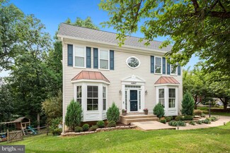 46847 Redfox Ct, Sterling, VA 20165