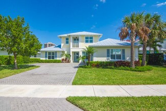 3910 Duneside Dr, Hutchinson Island, FL 34949