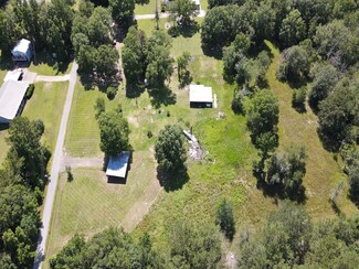 317 Private Road 8375, Buna, TX 77612