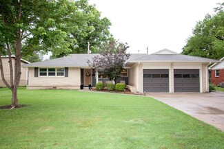 1043 N Brookfield St, Wichita, KS 67206