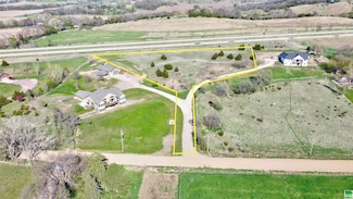 3930 Smith River Rd, Sioux City, IA 51108