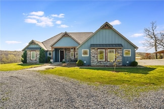 8200 S Tillys Hill Rd, Decatur, AR 72722