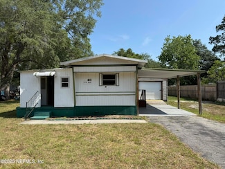 108 Ash St, Interlachen, FL 32148
