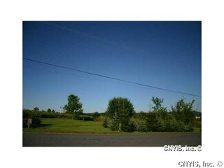 000 Roberts Rd, Fenner, NY 13035
