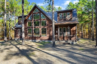 607 Sugar Pine Loop, Broken Bow, OK 74728