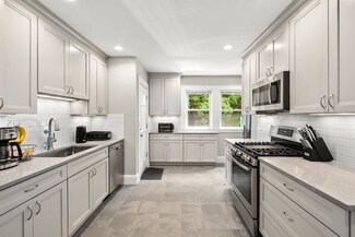3 Chester Brook Rd, Waltham, MA 02452