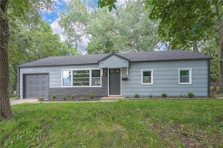 7035 Antioch Rd, Overland Park, KS 66204