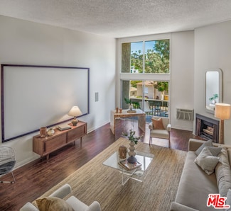 1425 Silver Lake Blvd Unit 4, Los Angeles, CA 90026