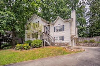 962 Taylors Farm Ct, Canton, GA 30115