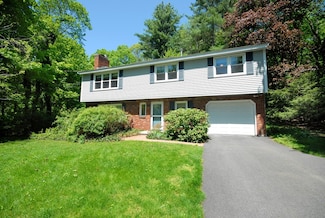 14 Sudbury Rd, Stow, MA 01775
