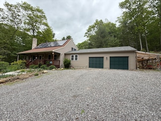 266 Buckley Hill Rd, North Grosvenordale, CT 06255
