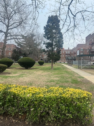 138-30 68th Dr Unit 1B, Flushing, NY 11367