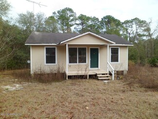 124 Marion St, Florahome, FL 32140