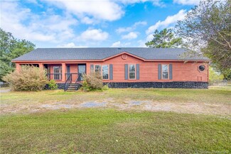 612 N Pine Meadows Dr, Lake Charles, LA 70611