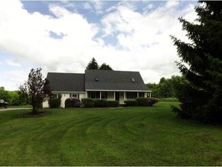 268 Pleasant St, Franklin, NH 03235