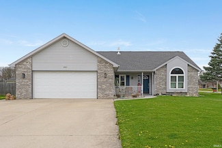 805 Deer Ridge Crossing, Auburn, IN 46706