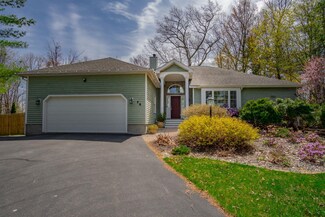 75 Smith Rd, Mechanicville, NY 12118