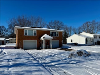 211 Hinderer Ave SW, Massillon, OH 44646