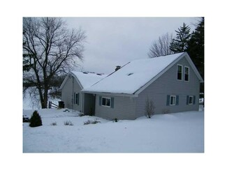 488 Plum Run Rd, Burgettstown, PA 15021