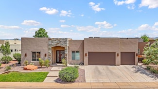 3243 S Sandstone Dr, Hurricane, UT 84737