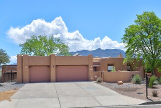 2528 Sandia Loop NE, Rio Rancho, NM 87144