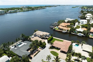7 Duke Dr, Lake Worth, FL 33460