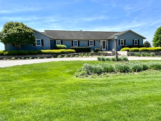 80 N 14th Rd, Lostant, IL 61334