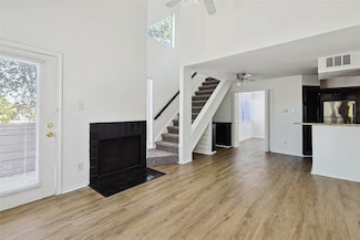 9809 Walnut St Unit E204, Dallas, TX 75243