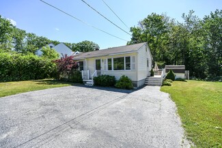 807 Ocean Ave, Portland, ME 04103