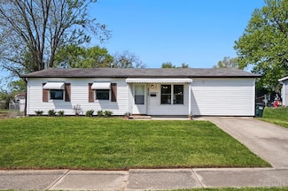 9725 Stadia Dr, Cincinnati, OH 45251